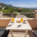 Panorama Holidays Apartment *