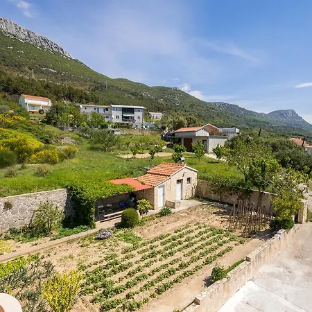Panorama Holidays * Kaštel Stari