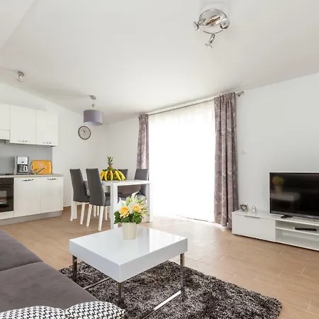 Panorama Holidays Apartment