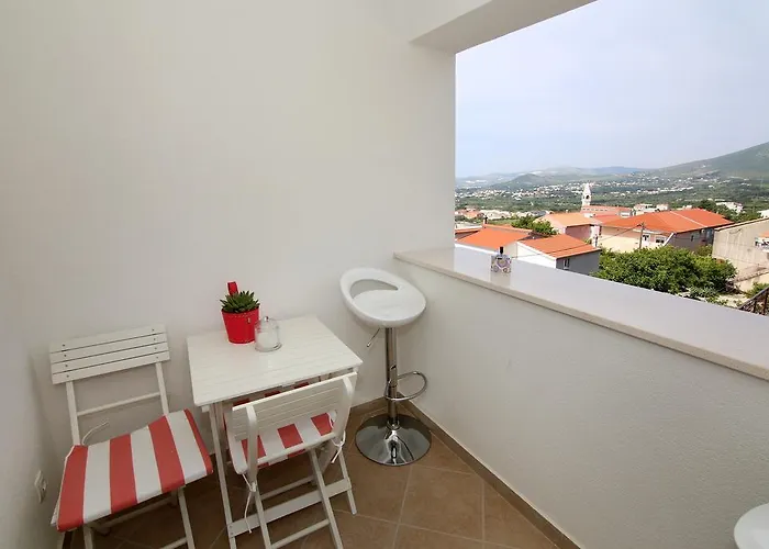 Panorama Holidays * Kaštel Stari
